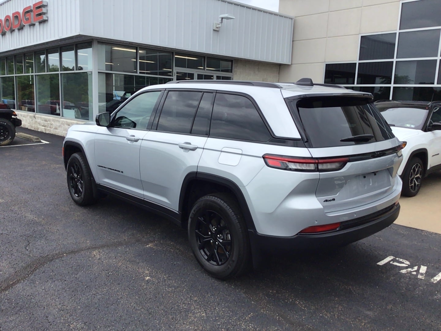2025 Jeep Grand Cherokee ALTITUDE X 4X4 - 5