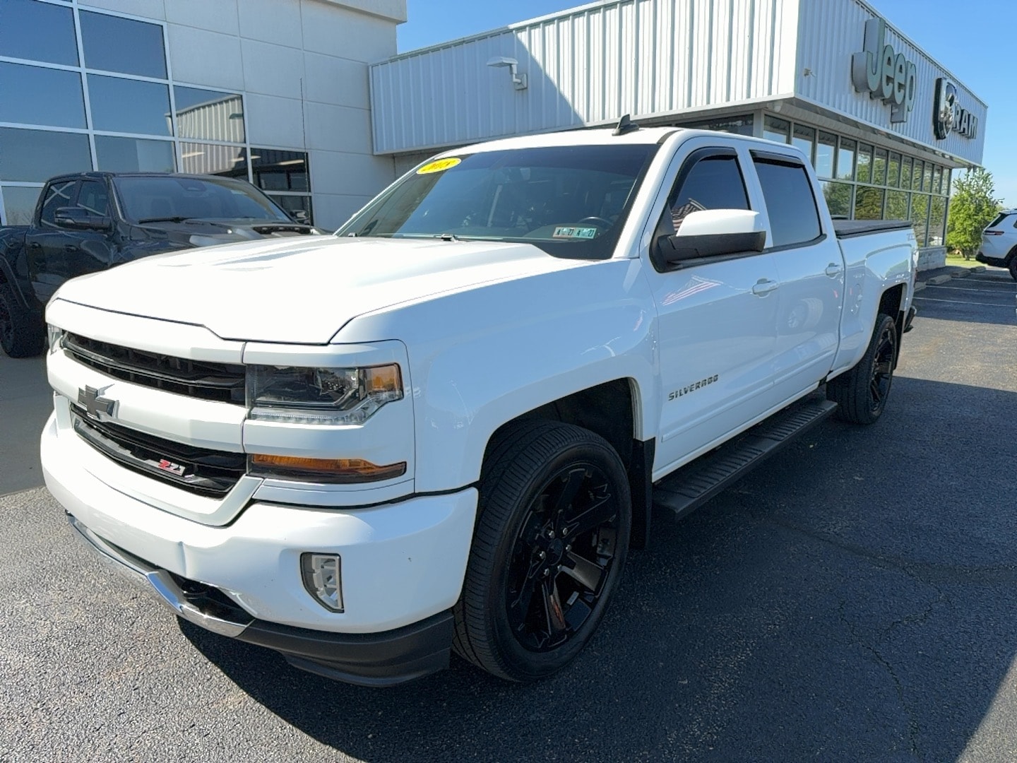 2018 Chevrolet Silverado 1500 LT - 0