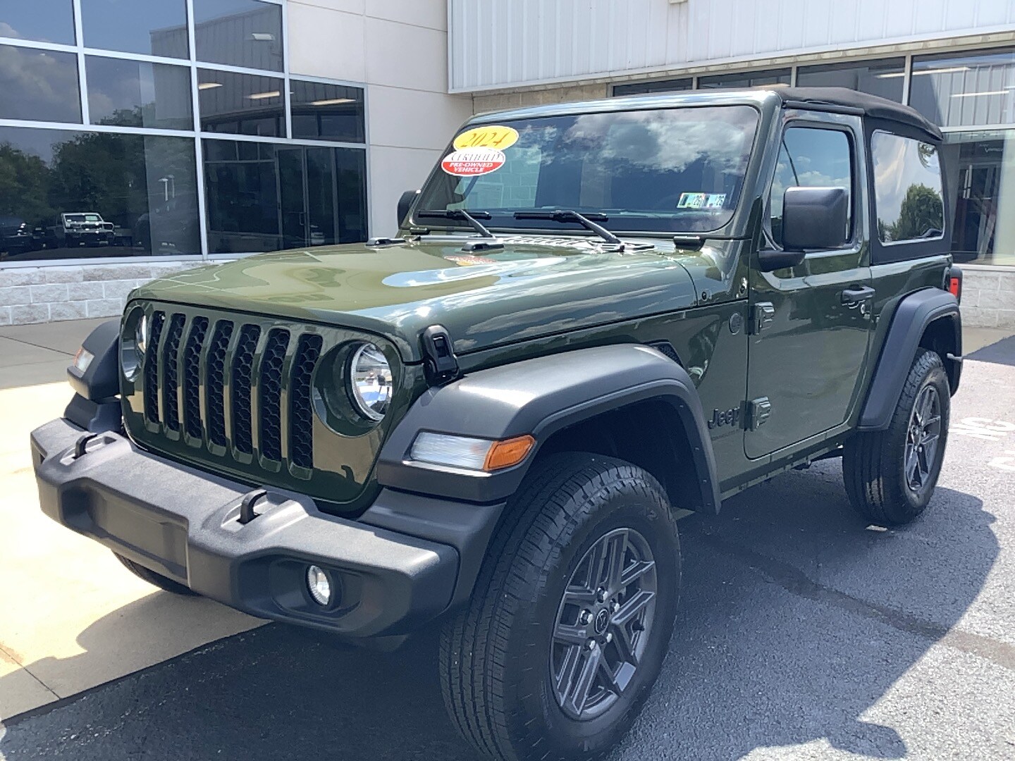 2024 Jeep Wrangler Sport S photo 2