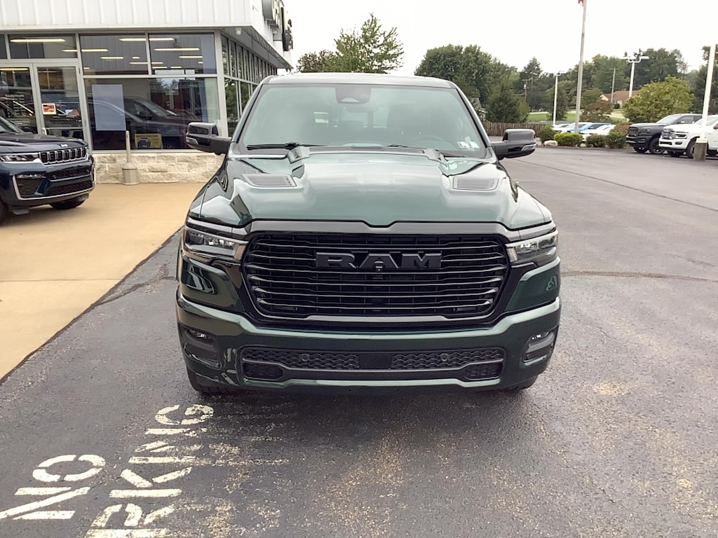 New 2027 Ram 1500 LARAMIE CREW CAB 4X4 5'7 BOX Pickup