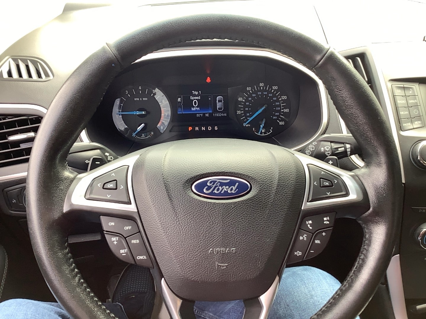 2016 Ford Edge SEL - 10