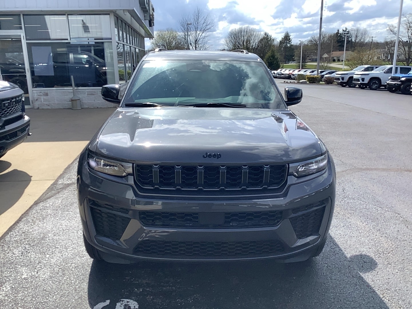 2026 Jeep Grand Cherokee L LAREDO ALTITUDE 4X4 - 1