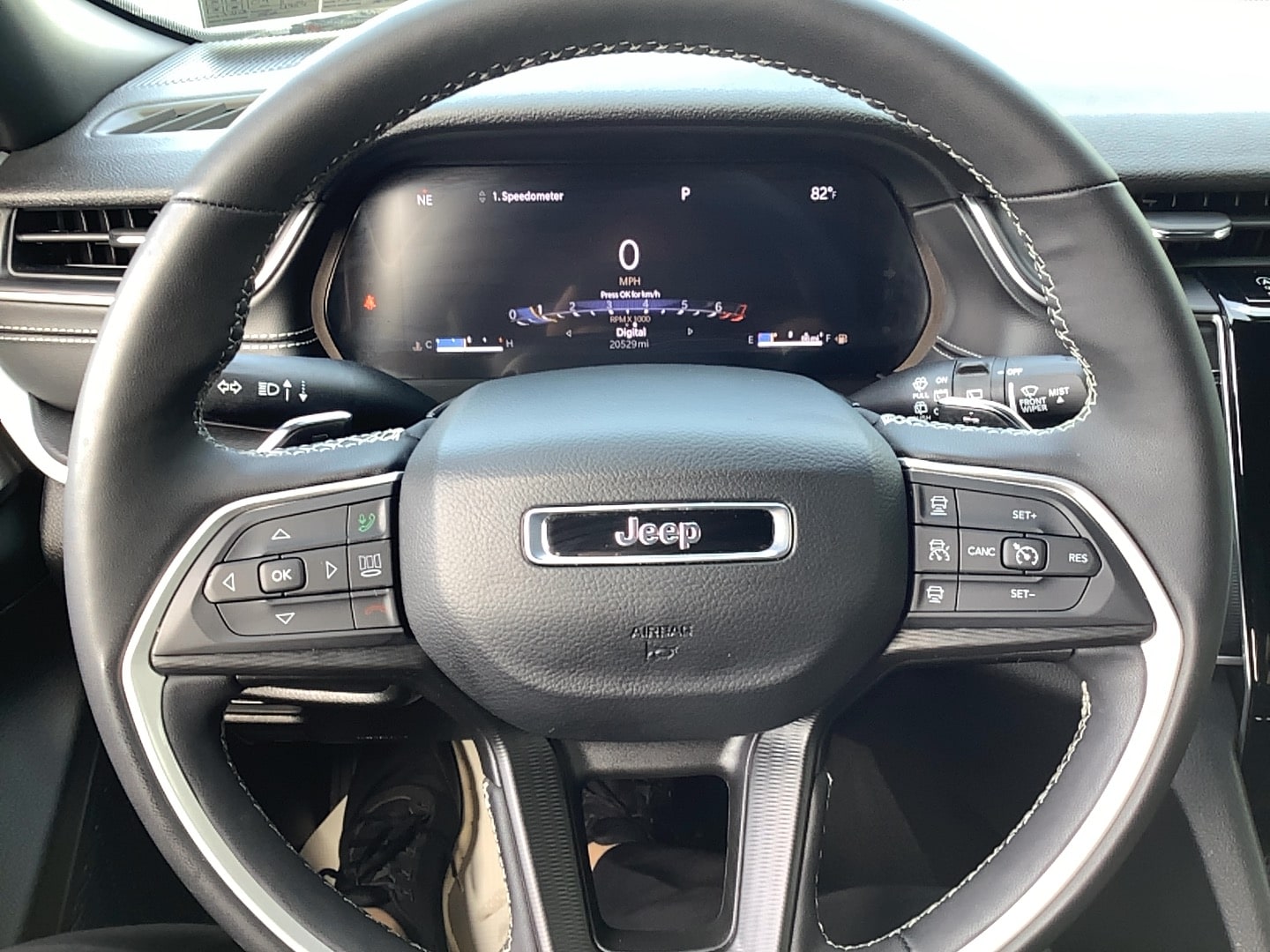 2024 Jeep Grand Cherokee Altitude - 10