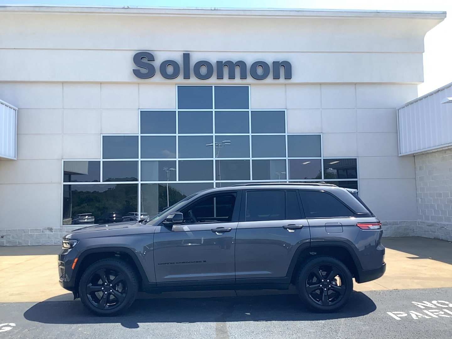 2023 Jeep Grand Cherokee Altitude