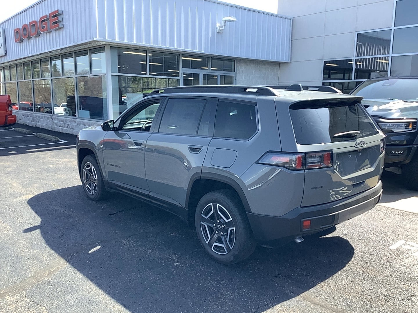 2026 Jeep Cherokee LAREDO 4X4 Sting-Gray at Humes CDJR
