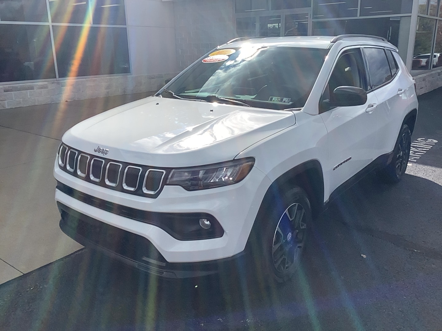 Certified 2022 Jeep Compass Latitude with VIN 3C4NJDBB8NT115559 for sale in Brownsville, PA