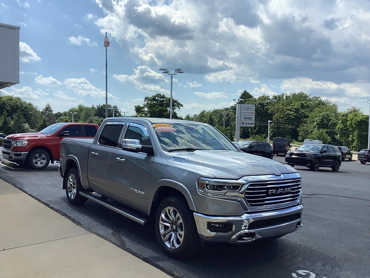 2022 Ram 1500 Longhorn photo 3
