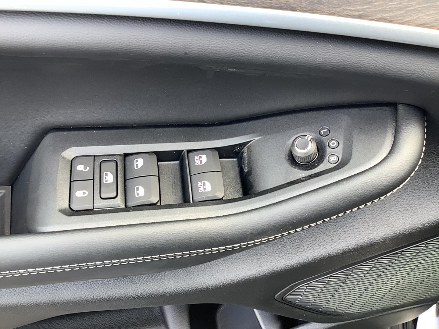 2026 Jeep Grand Cherokee LAREDO ALTITUDE 4X4 - 9