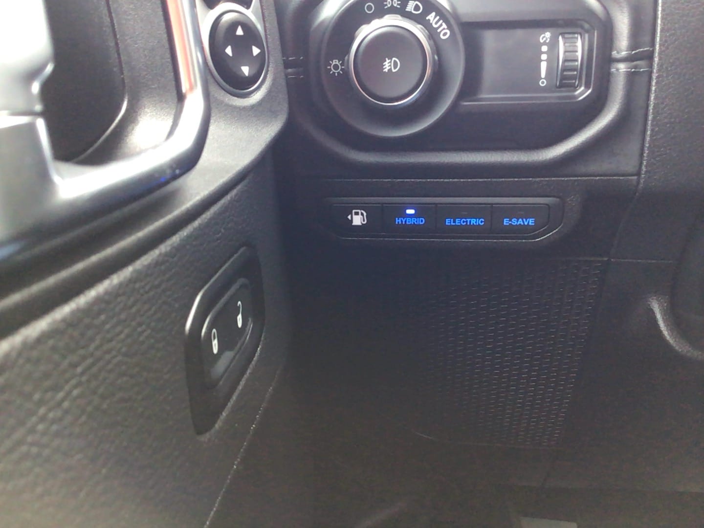 2025 Jeep Wrangler 4xe Sahara - 9