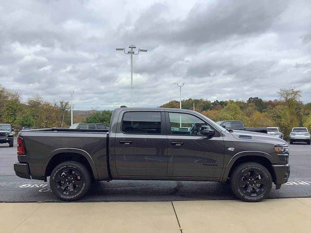 New 2026 Ram 1500 BIG HORN CREW CAB 4X4 5'7 BOX Pickup