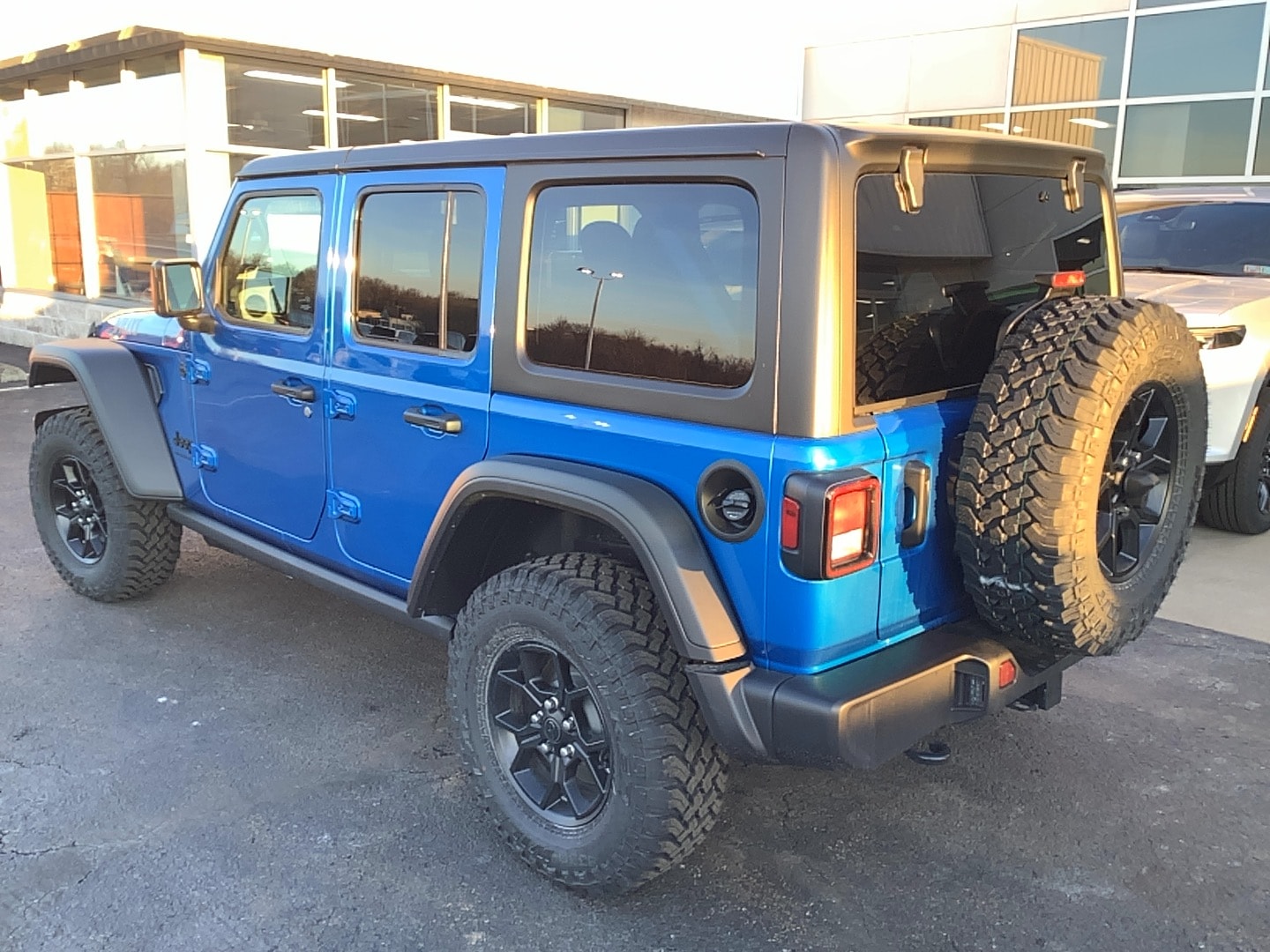 2026 Jeep Wrangler 4-DOOR WILLYS - 5