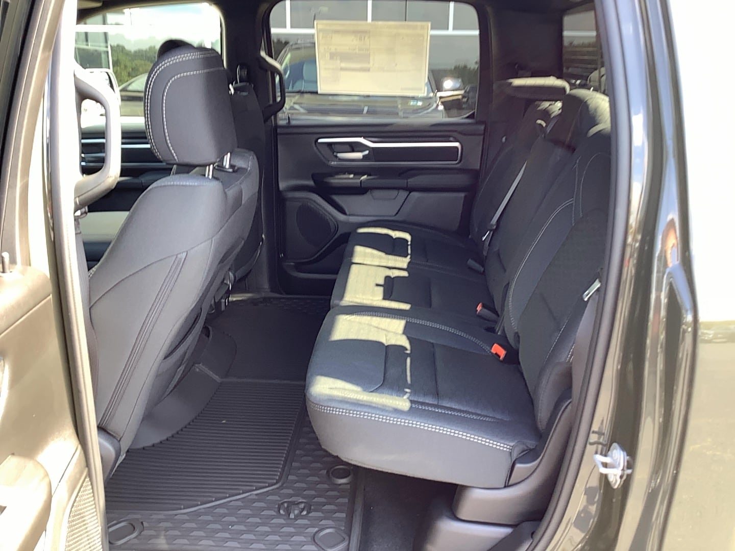 2027 Ram 1500 photo 8 of 13