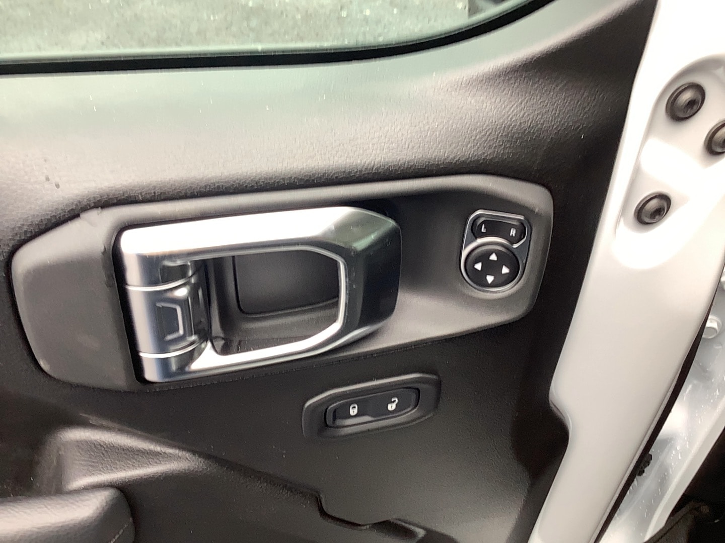 2026 Jeep Wrangler 2-DOOR WILLYS - 9