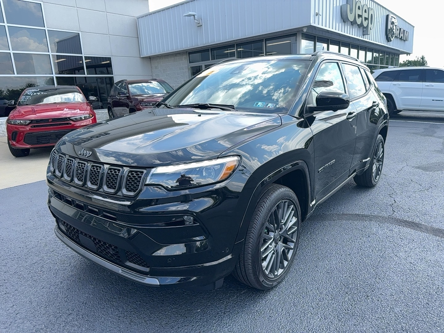 Used 2023 Jeep Compass High Altitude with VIN 3C4NJDCN8PT562792 for sale in Brownsville, PA