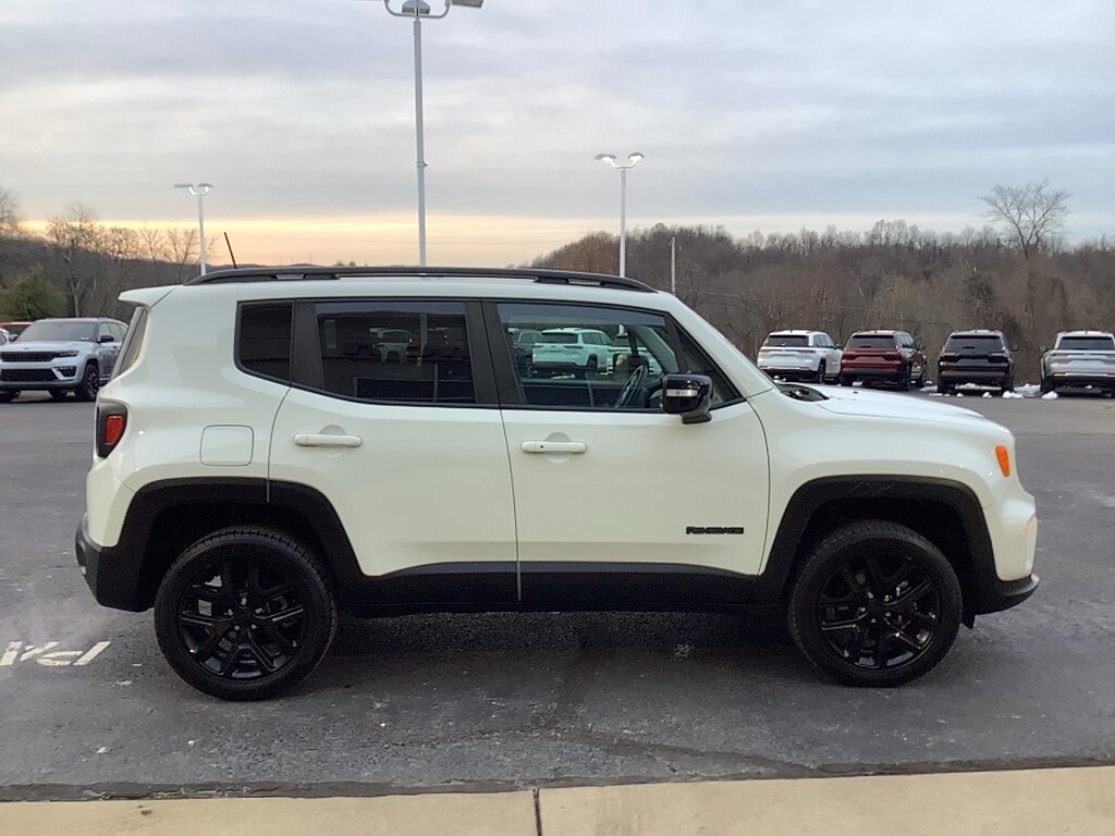 Used 2023 Jeep Renegade Altitude Altitude 4x4
