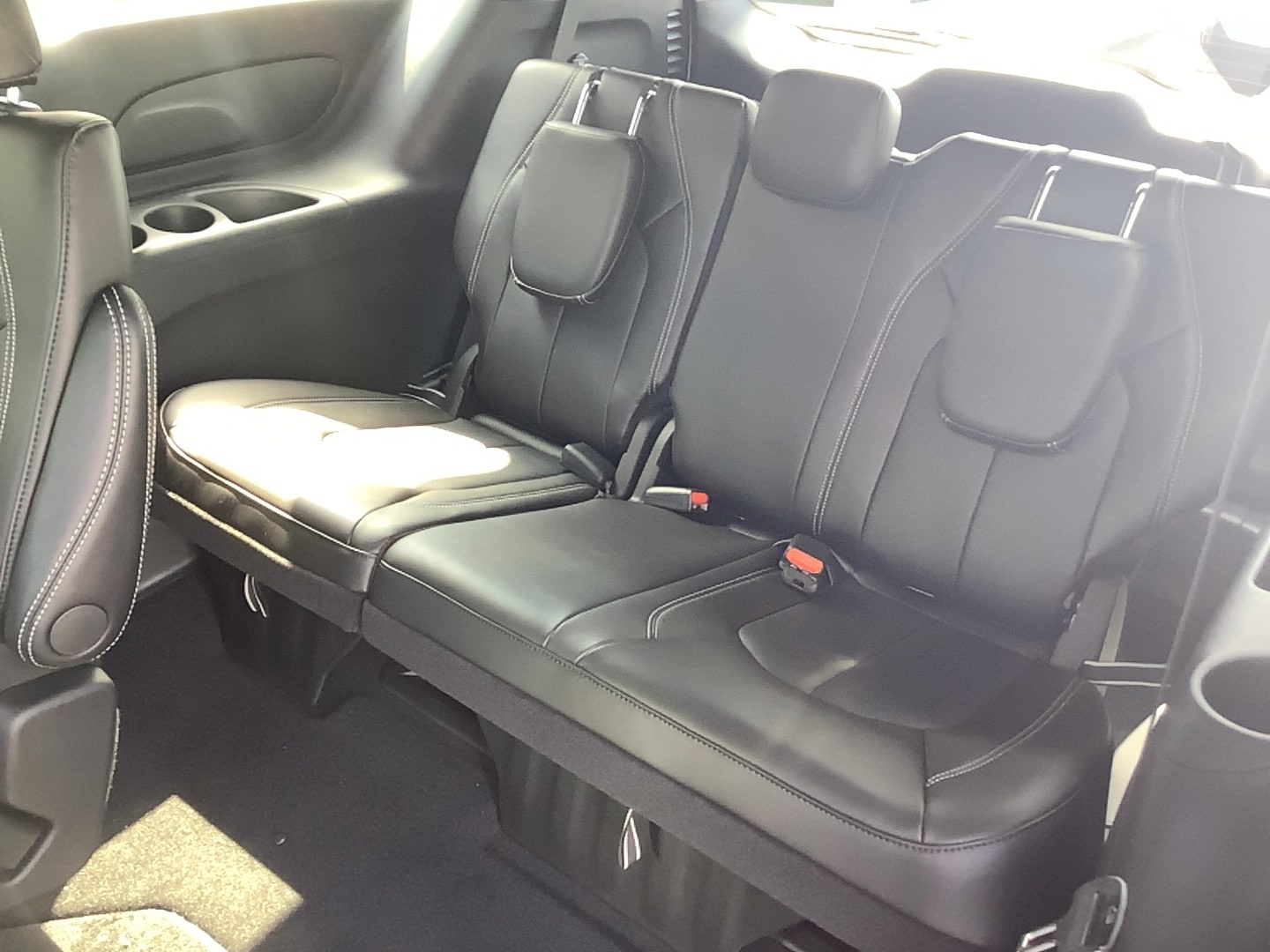 2026 Chrysler Pacifica SELECT AWD Bright White at Three Rivers CJD
