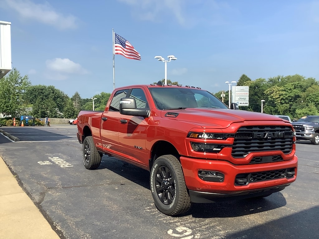 New 2026 Ram 2500 BIG HORN CREW CAB 4X4 6'4 BOX Pickup