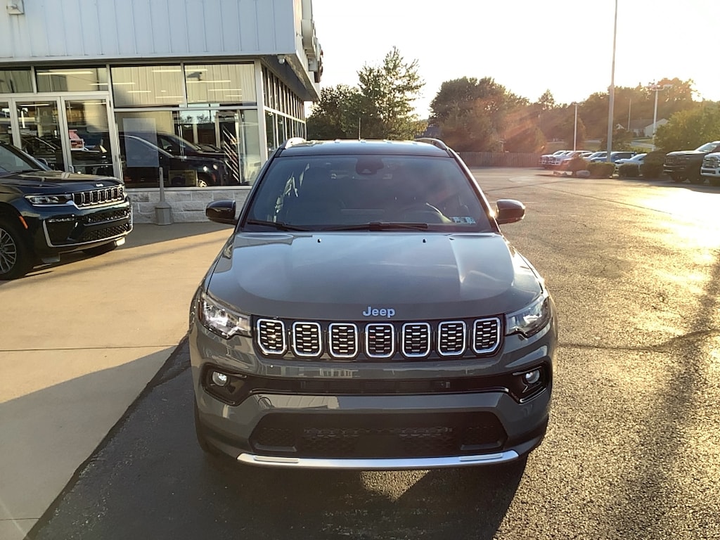 New 2026 Jeep Compass LIMITED 4X4 Sport Utility