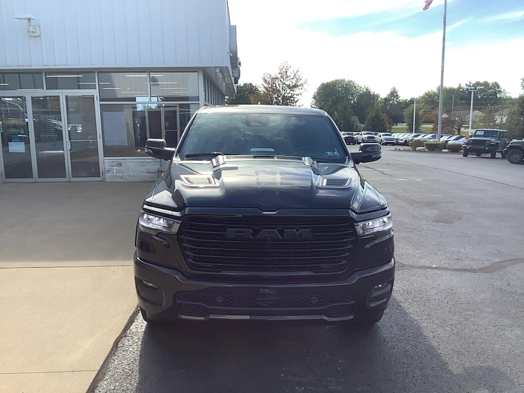 New 2026 Ram 1500 LARAMIE CREW CAB 4X4 5'7 BOX Pickup