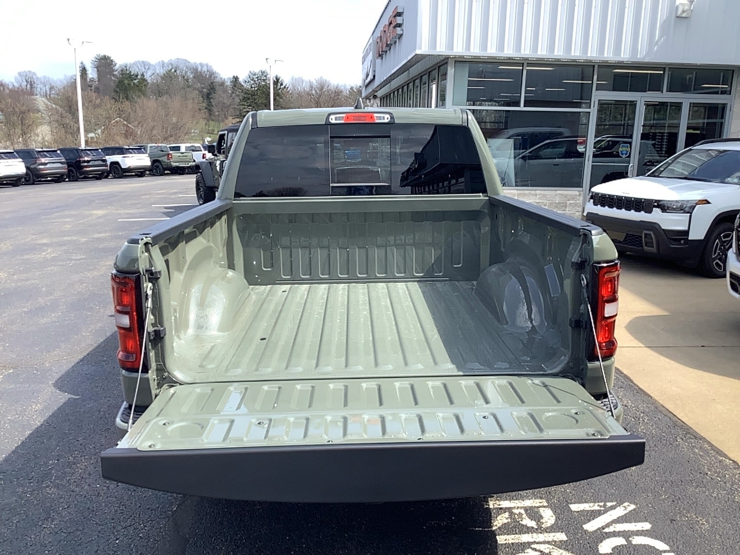 2026 Ram 1500 BIG HORN CREW CAB 4X4 5'7 BOX Canyon Lake at Solomon CJD Carmichaels
