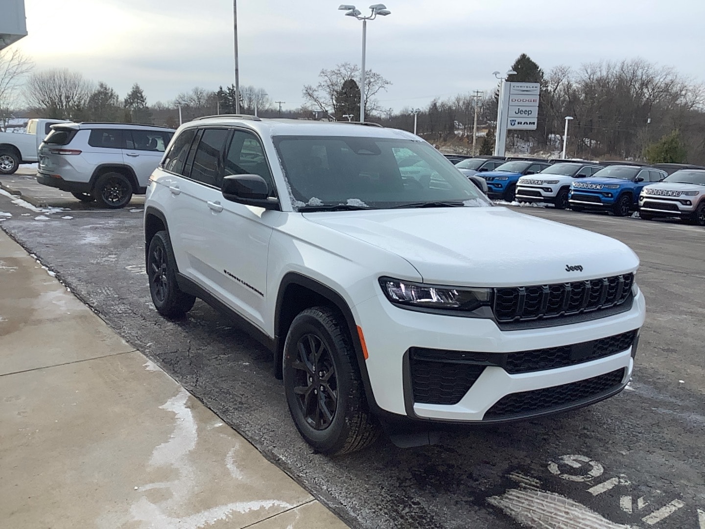 2026 Jeep Grand Cherokee LAREDO ALTITUDE 4X4 - 2