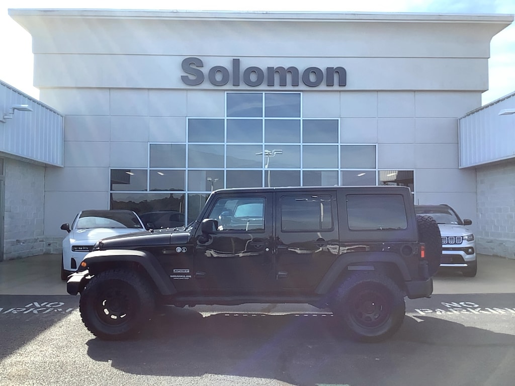 Used 2017 Jeep Wrangler Unlimited Sport Sport 4x4