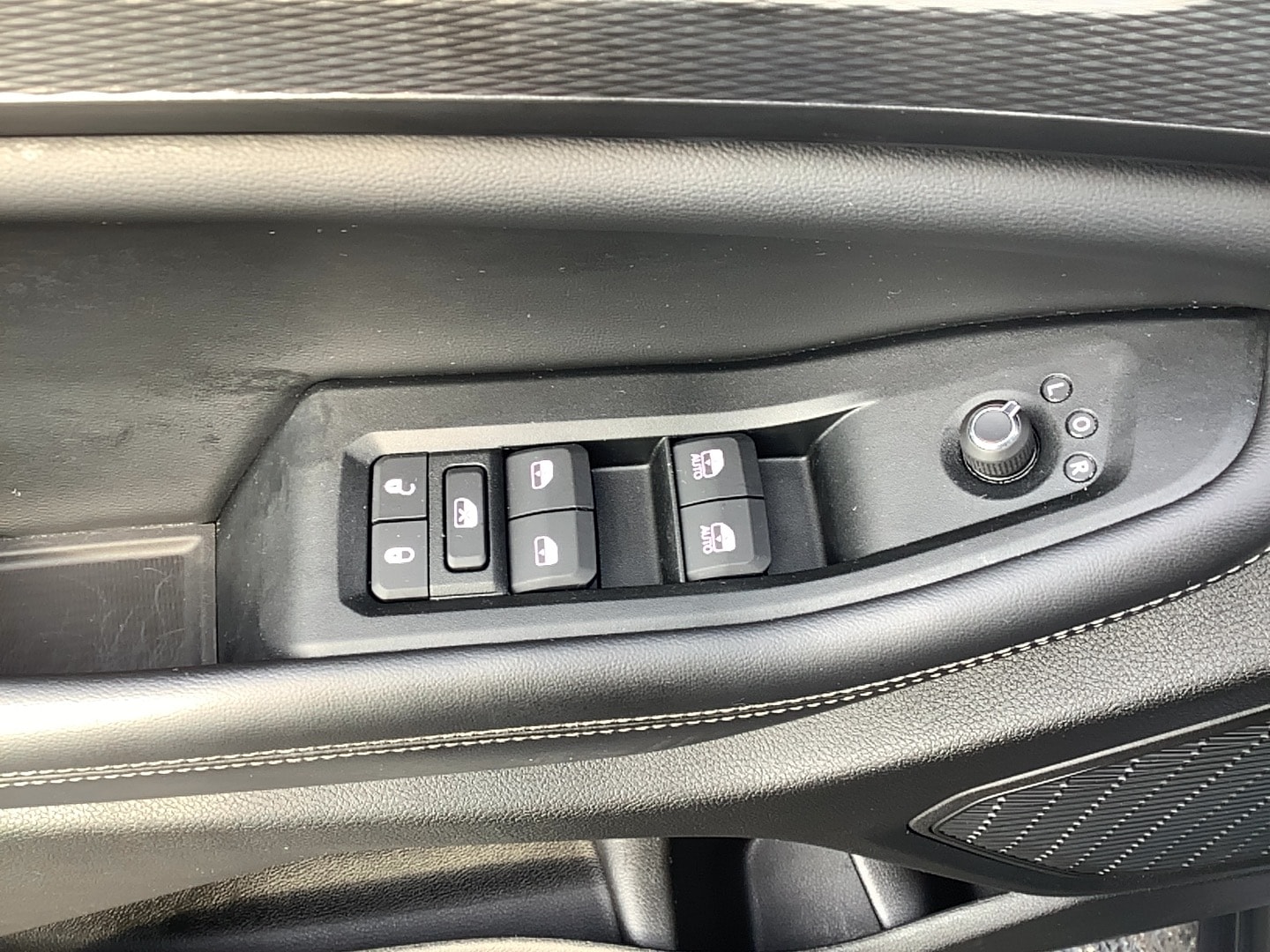 2024 Jeep Grand Cherokee Altitude - 9