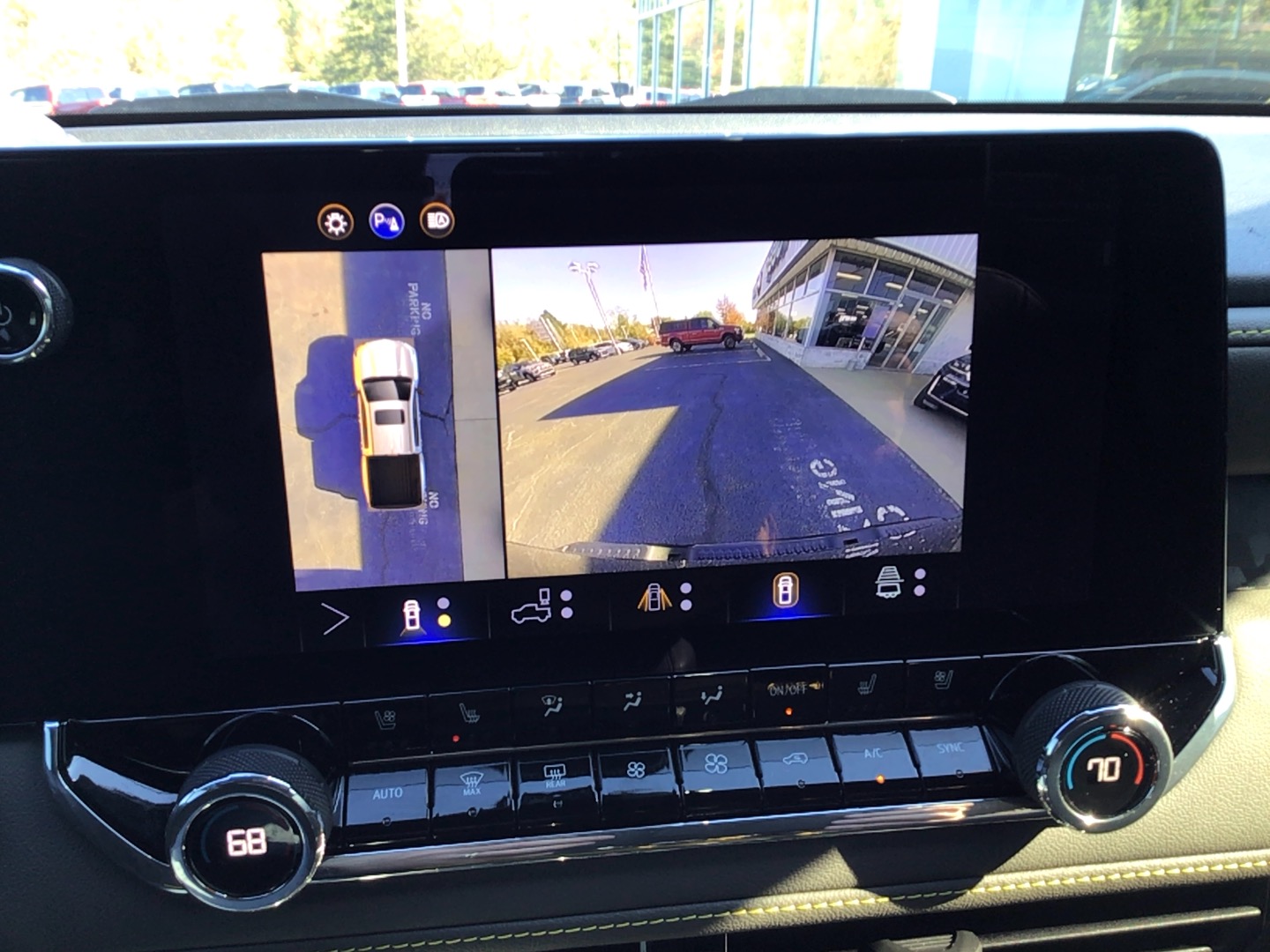 2026 Chevrolet Colorado photo 12 of 13