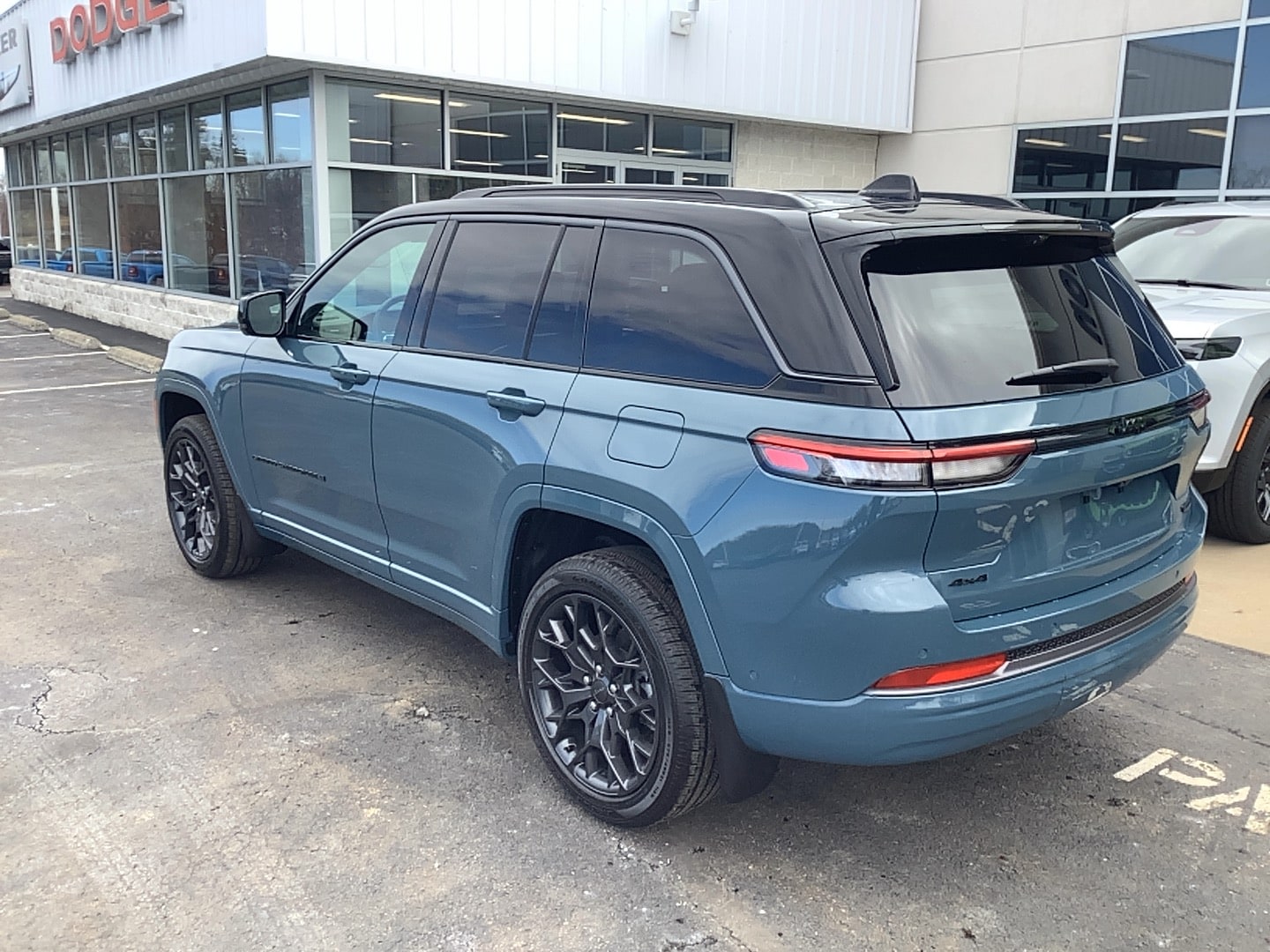 2026 Jeep Grand Cherokee SUMMIT 4X4 - 5