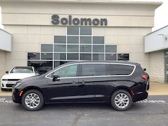 2027 Chrysler Pacifica SELECT AWD Passenger Van