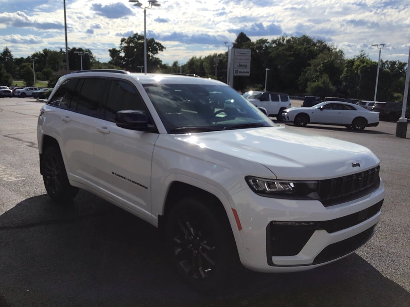 2026 Jeep Grand Cherokee LIMITED RESERVE 4X4 - 2