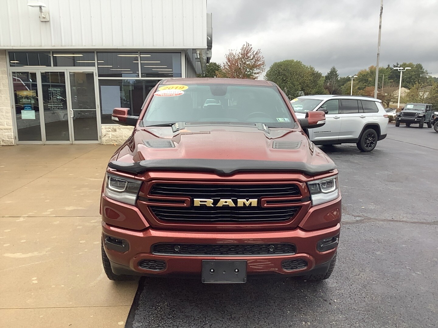 2019 Ram 1500 Laramie photo 2