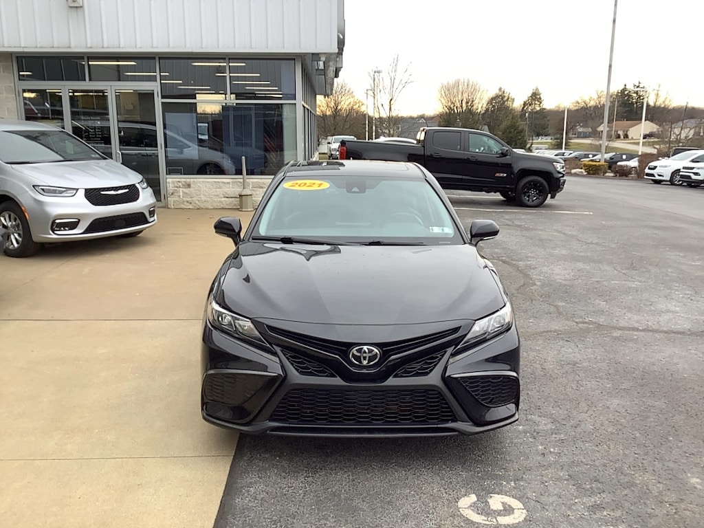 Certified 2021 Toyota Camry SE SE Auto