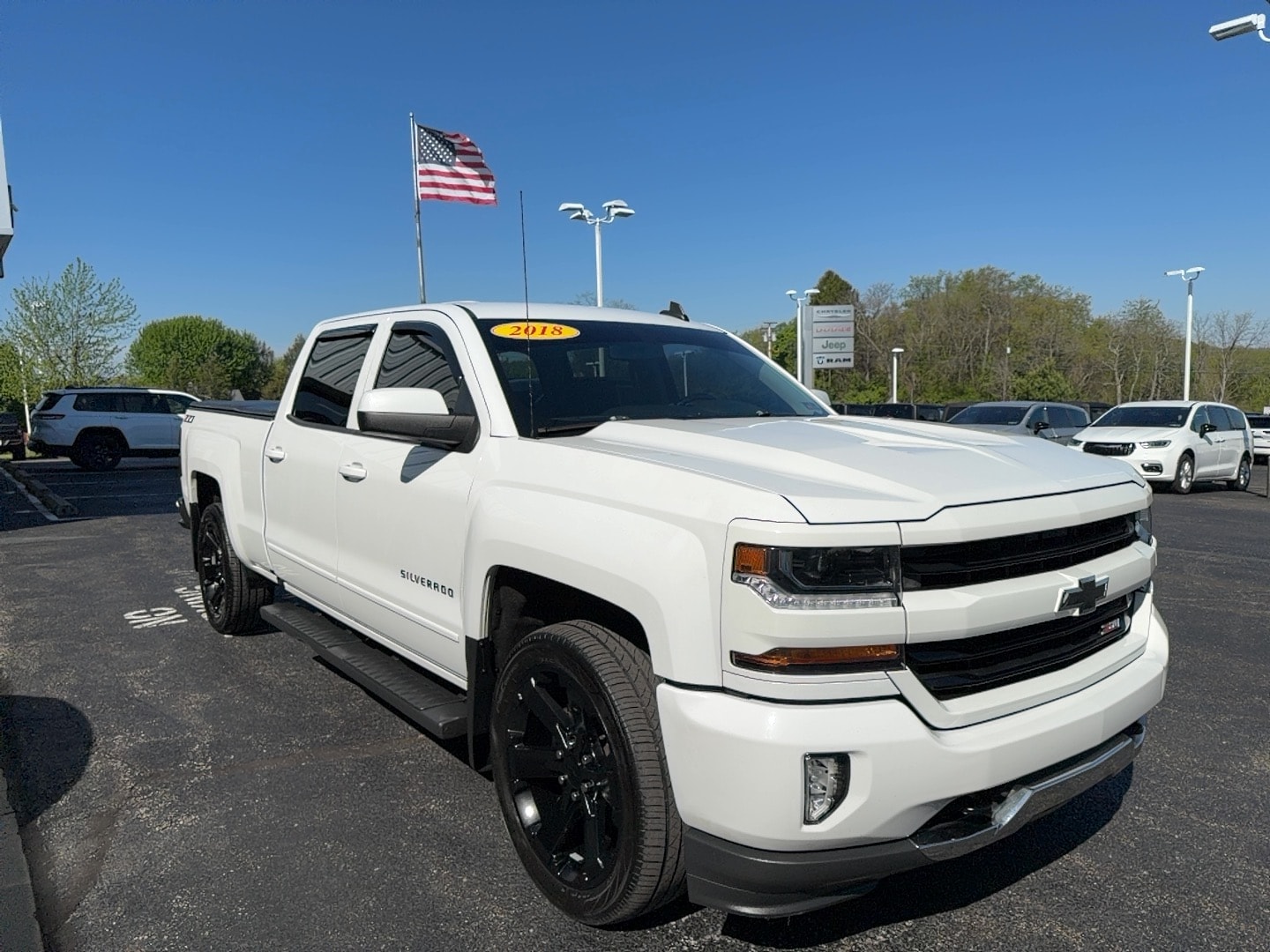 2018 Chevrolet Silverado 1500 LT - 2