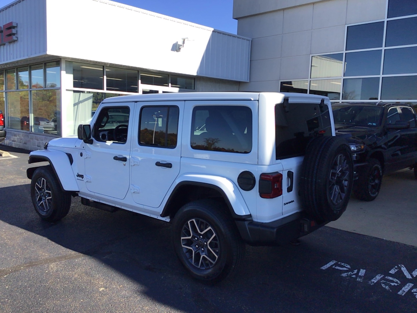 2026 Jeep Wrangler photo 6 of 12
