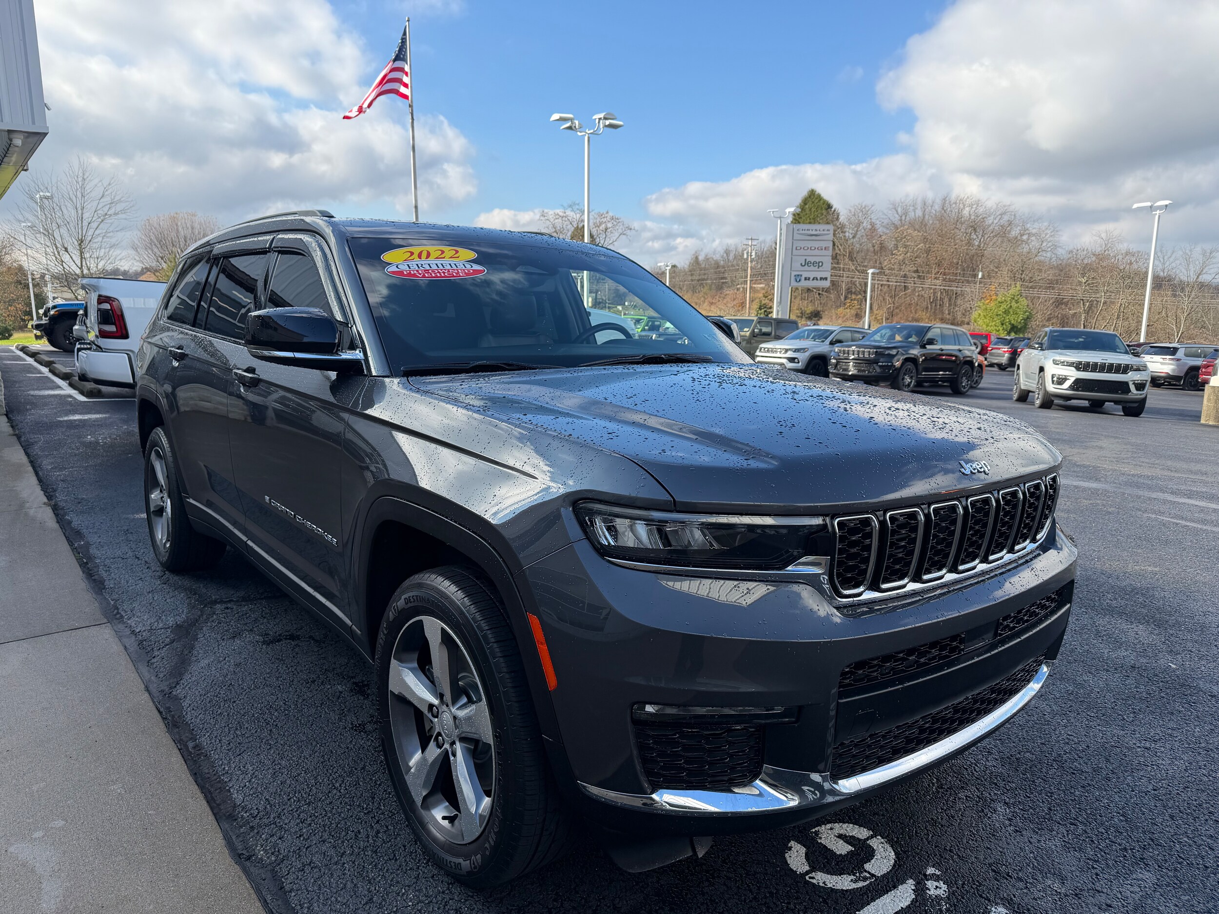 2022 Jeep Grand Cherokee Limited photo 4