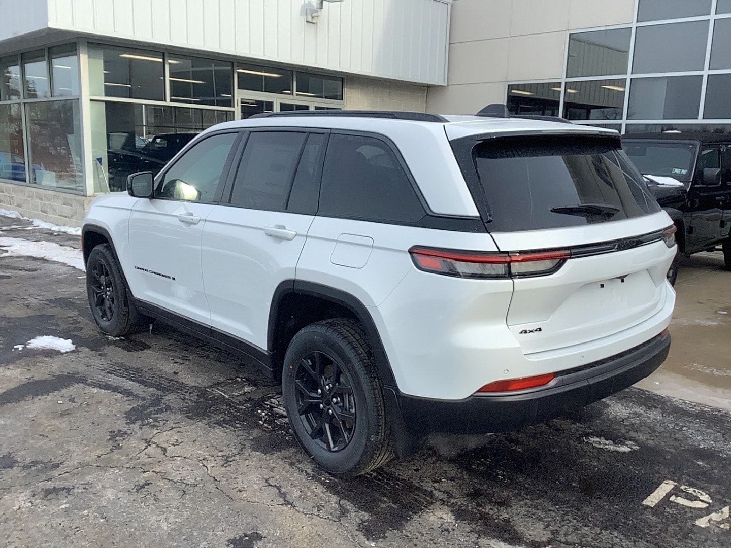 2026 Jeep Grand Cherokee LAREDO ALTITUDE 4X4 - 6