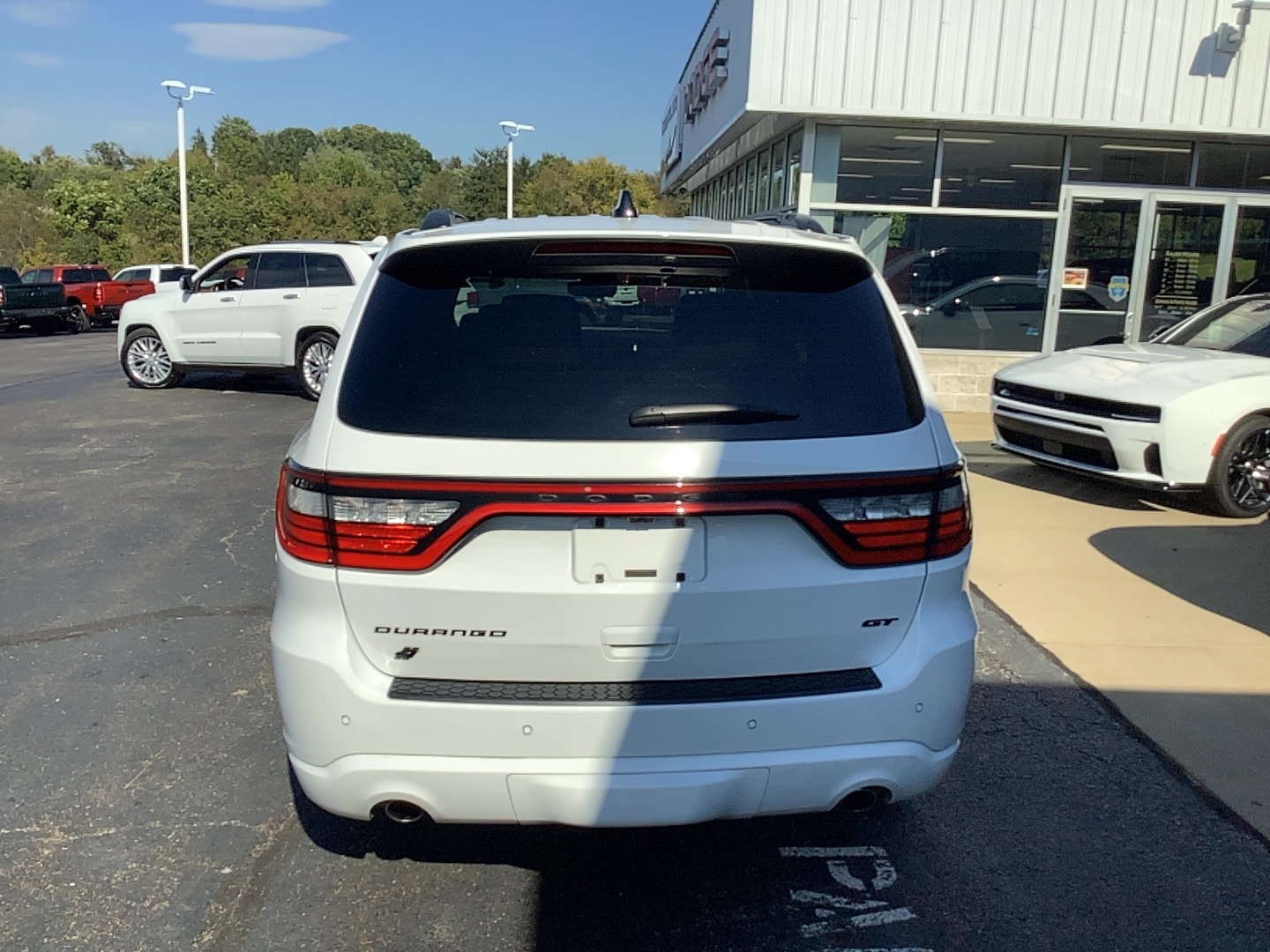 2025 Dodge Durango photo 4 of 15