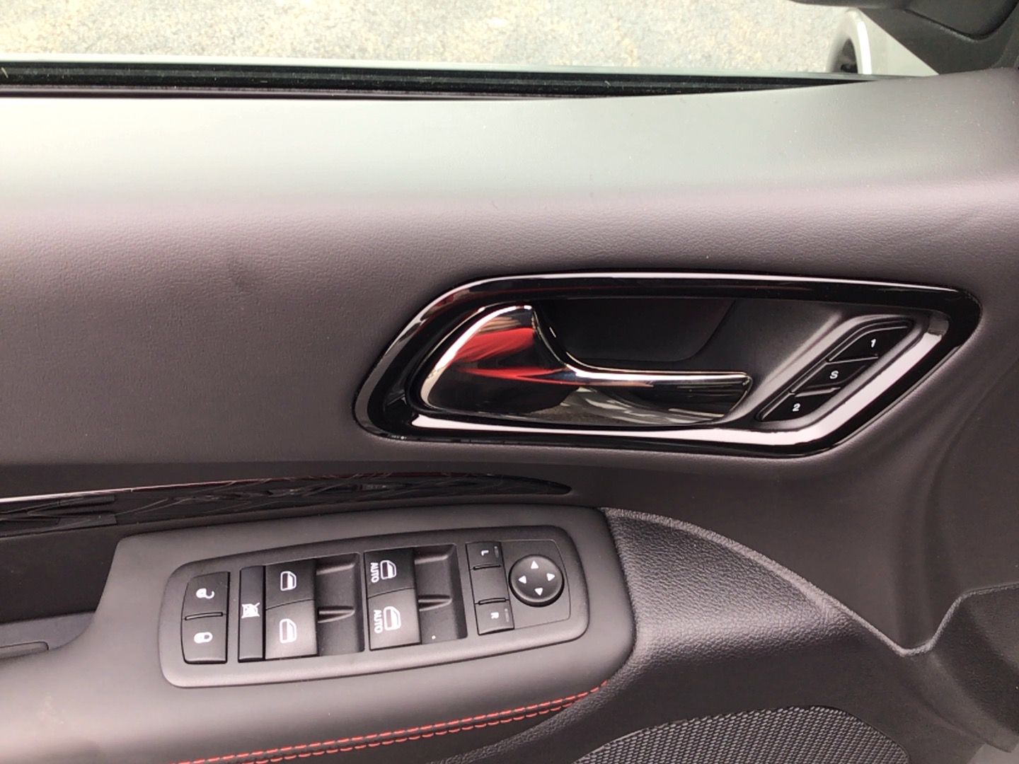 2027 Dodge Durango photo 11 of 15