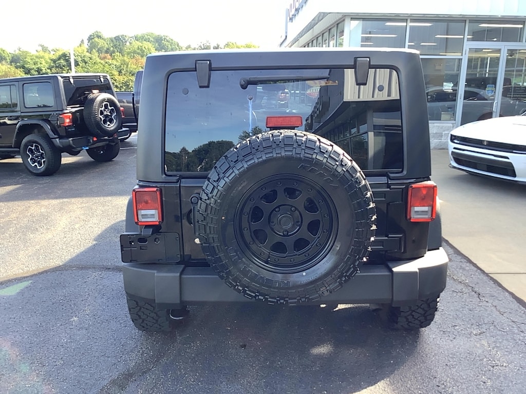Used 2017 Jeep Wrangler Unlimited Sport Sport 4x4