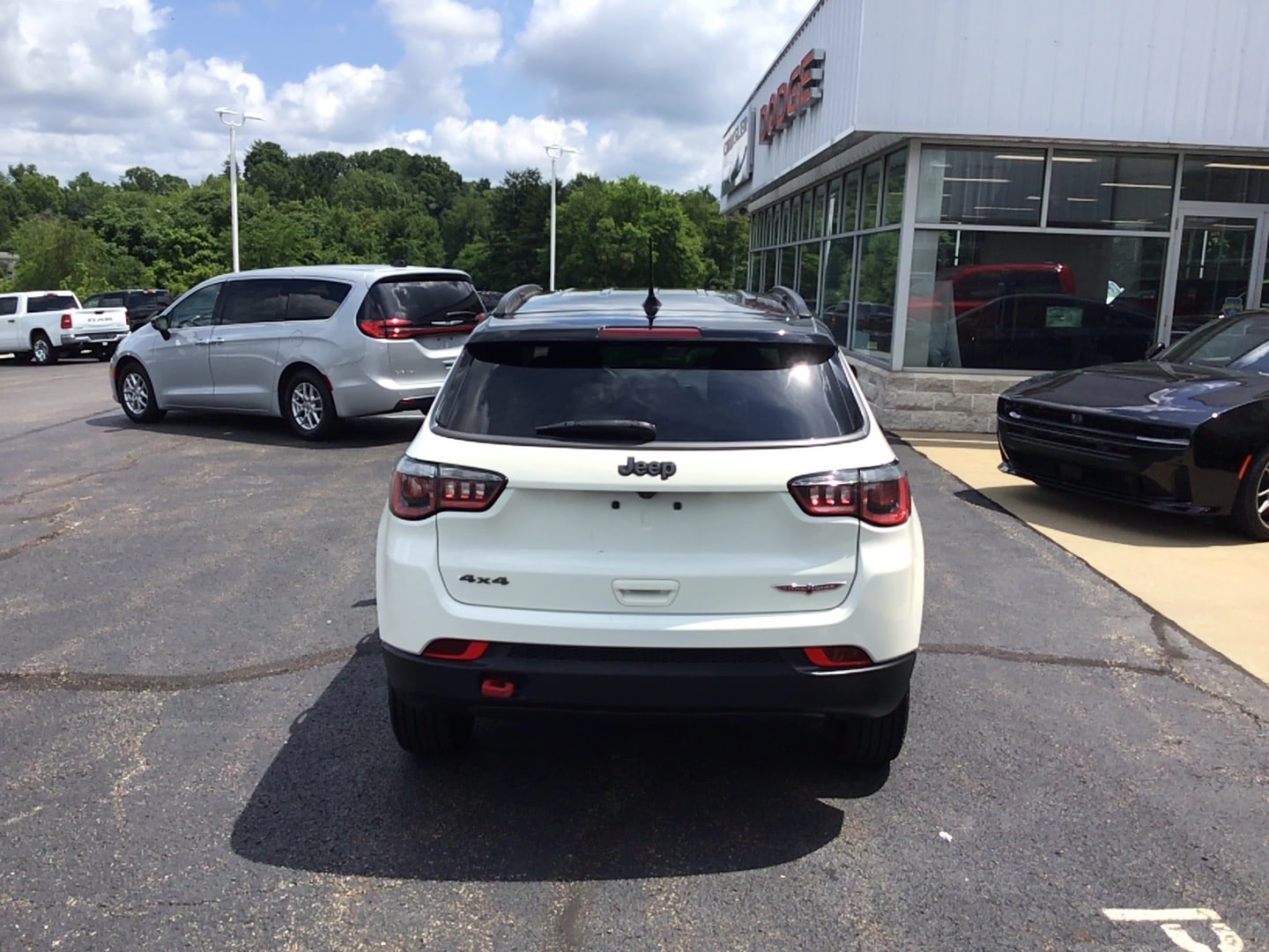 2017 Jeep Compass Trailhawk - 3