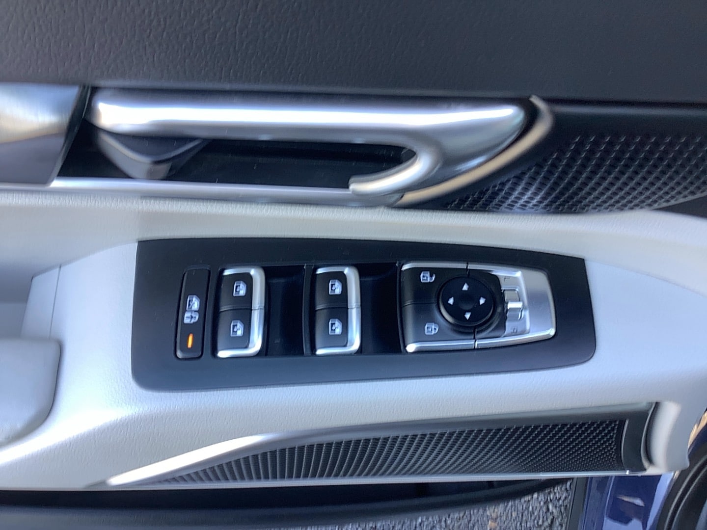 2023 Kia Telluride S - 10