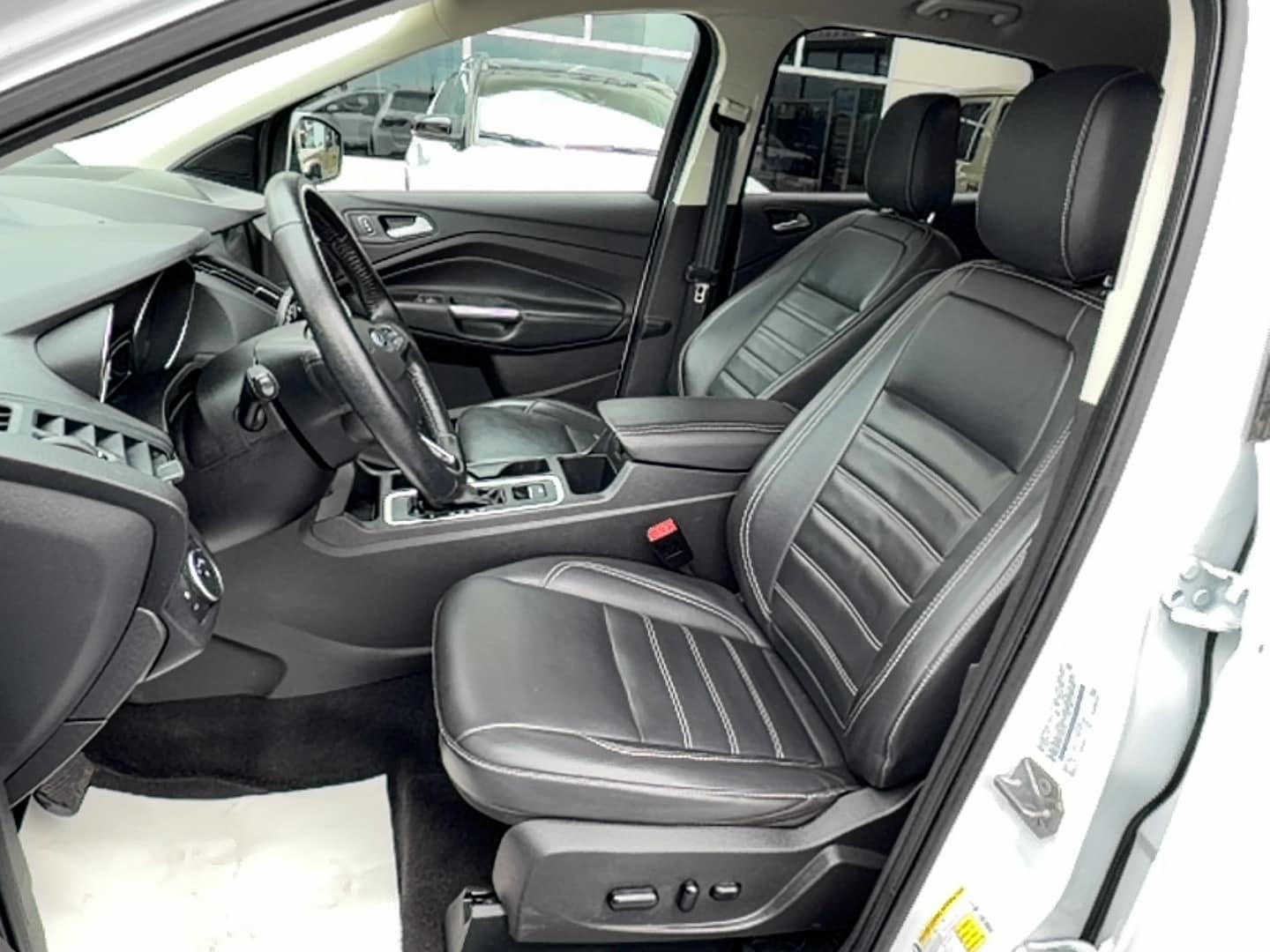 2019 Ford Escape SEL - 10