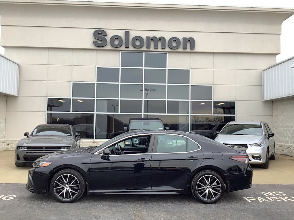 Certified 2021 Toyota Camry SE SE Auto