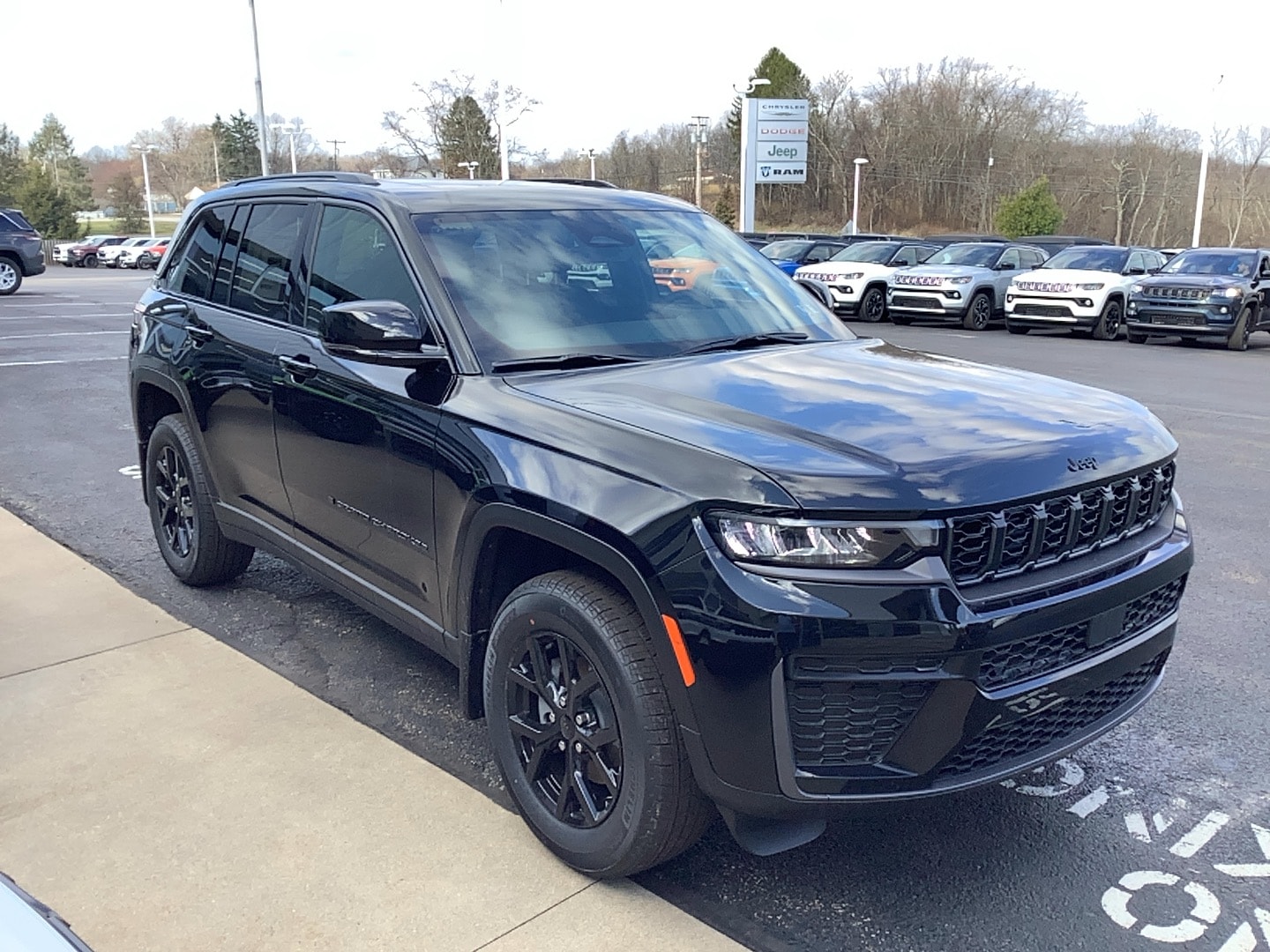 2026 Jeep Grand Cherokee LAREDO ALTITUDE 4X4 - 2