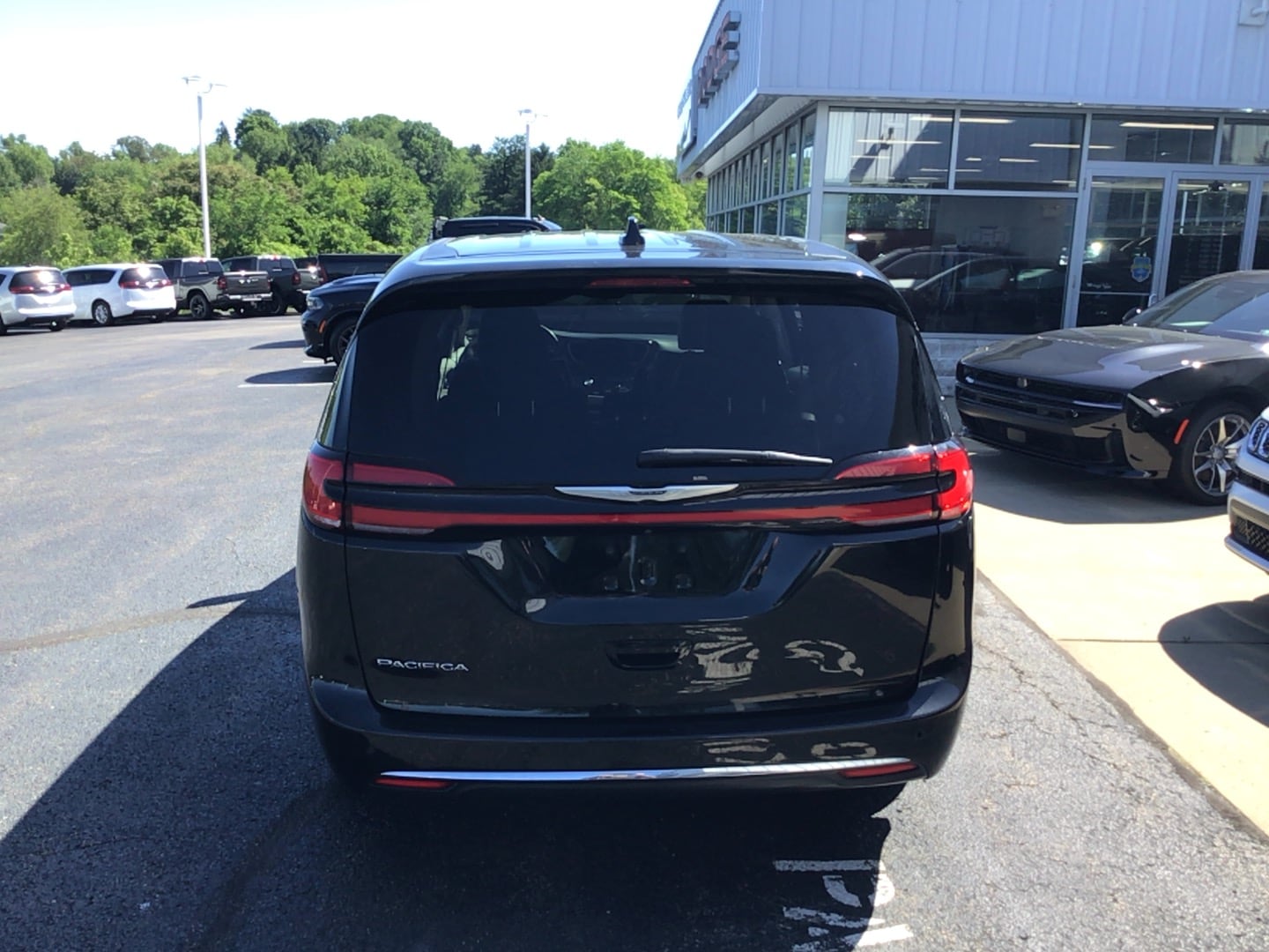 2023 Chrysler Pacifica Touring L Brilliant Black Crystal Pearlcoat at Solomon CJD Carmichaels