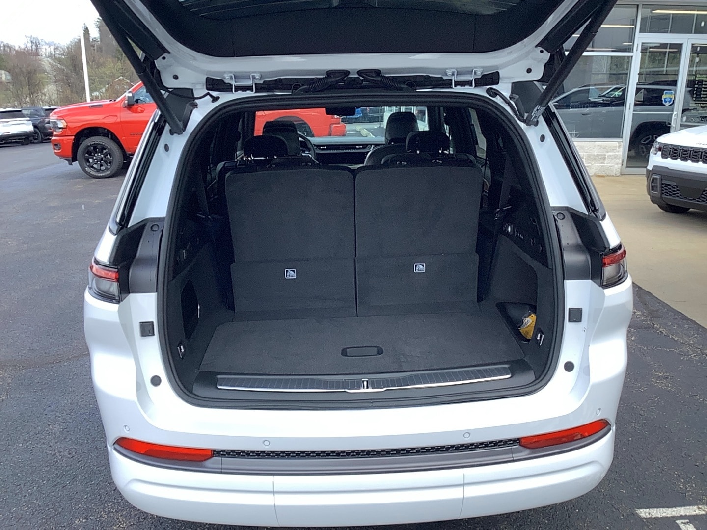 2026 Jeep Grand Cherokee L SUMMIT 4X4 - 4