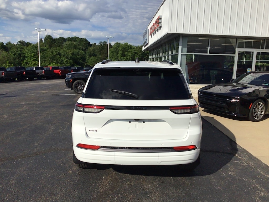 New 2026 Jeep Grand Cherokee LIMITED RESERVE 4X4 Sport Utility