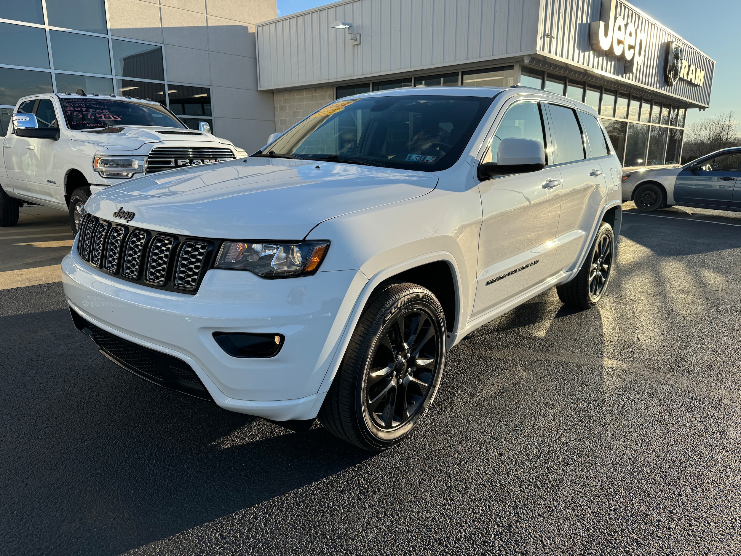 Used 2022 Jeep Grand Cherokee WK Laredo X with VIN 1C4RJFAGXNC120736 for sale in Brownsville, PA