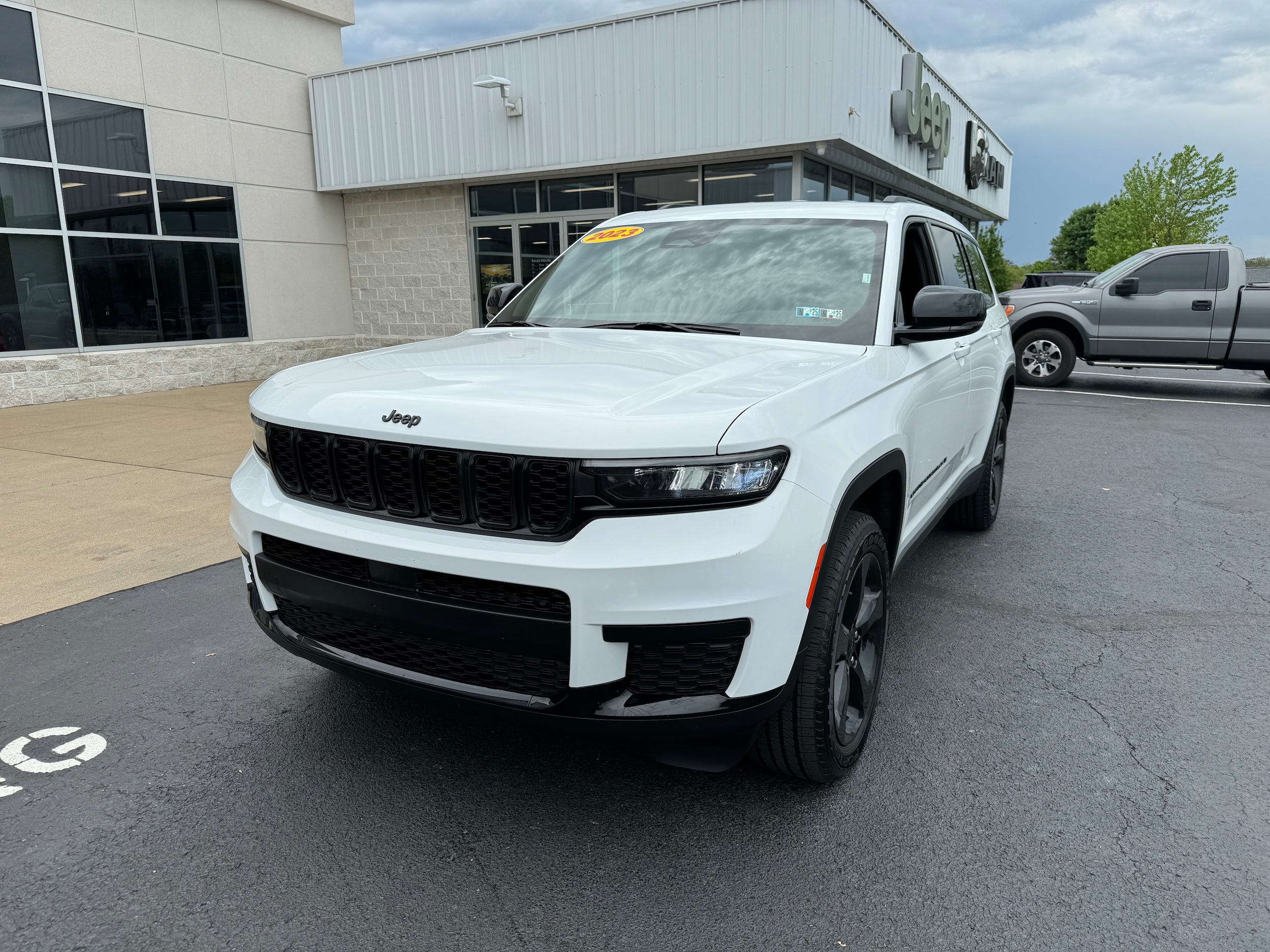 Used 2023 Jeep Grand Cherokee L Altitude with VIN 1C4RJKAG3P8807930 for sale in Brownsville, PA